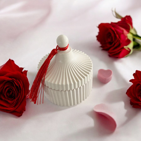 "Evening in Paris" heart shaped scented wax melts in resine pot with cover