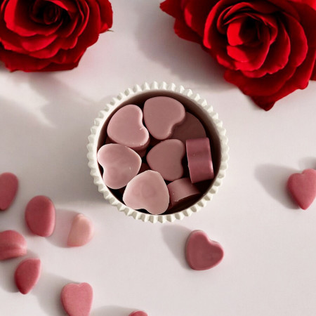 "Evening in Paris" heart shaped scented wax melts in resine pot with cover