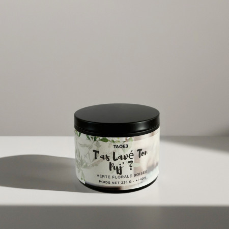 Bougie parfumée en cire de soja - T’as Lavé Ton Pyjama - Adoucissant (226g) Bougie parfumée en cire de soja - T’as Lavé Ton Pyjama - Adoucissant (226g)