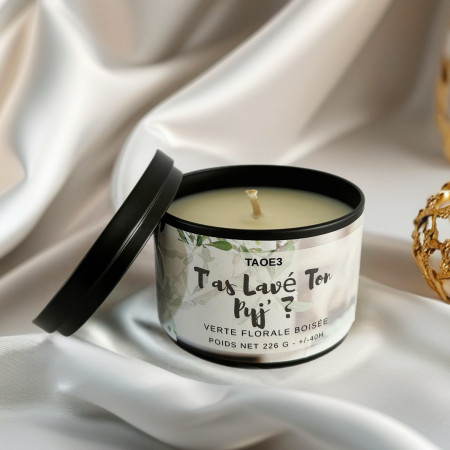 Bougie parfumée en cire de soja - T’as Lavé Ton Pyjama - Adoucissant (226g) Bougie parfumée en cire de soja - T’as Lavé Ton Pyjama - Adoucissant (226g)