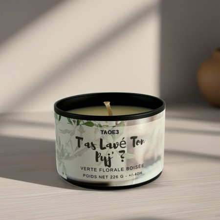 Bougie parfumée en cire de soja - T’as Lavé Ton Pyjama - Adoucissant (226g) Bougie parfumée en cire de soja - T’as Lavé Ton Pyjama - Adoucissant (226g)