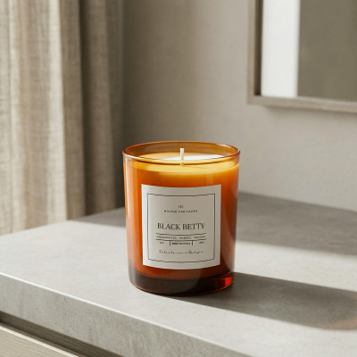 Black Betty – Bougie parfumée gourmande en cire de soja | Taoé3