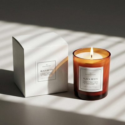 Black Betty – Bougie parfumée gourmande en cire de soja | Taoé3